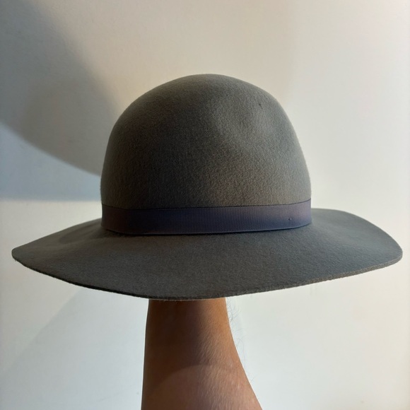BRIXTON Hat 100% Wool 56 cm Band Bow Grey Round Top - Picture 3 of 7